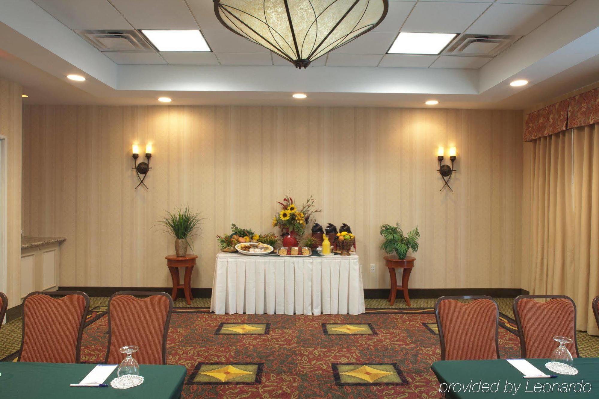 Hilton Garden Inn Riverhead Eksteriør billede